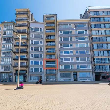 With 3 Bedrooms And Sea View